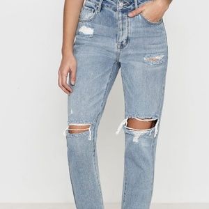 Bullhead Mom Jeans